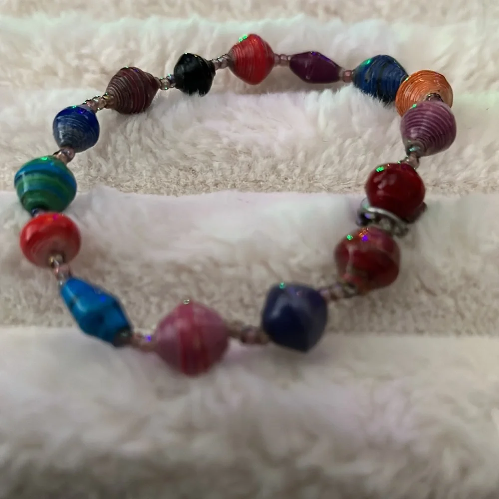2 bracelets - Picture 7 of 8